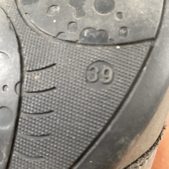 Taos | Greyish Brown Leather Ankle Boots - 39/8 - Picture 9 of 9